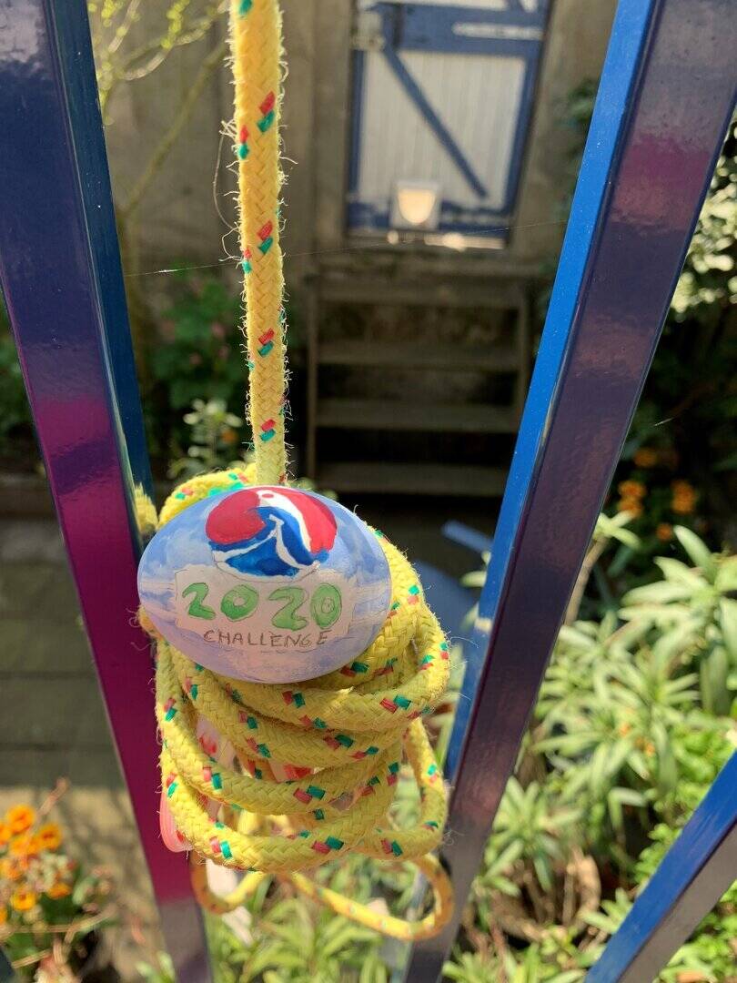 walking-egg-3